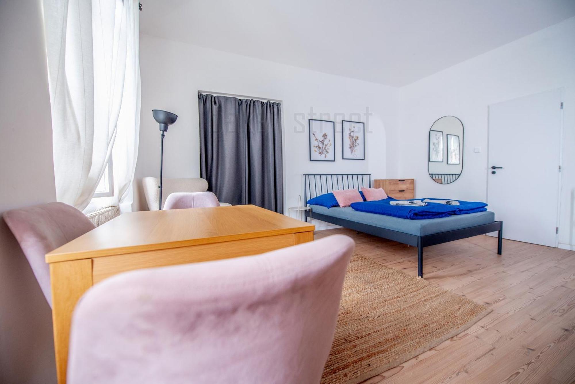 Cozy Apartment Close To Palmovka Praha Bagian luar foto